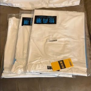 White plain t-shirts